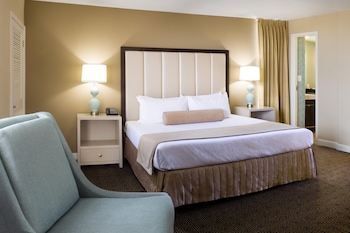 Room, 1 Queen Bed, Accessible, Balcony (Roll In Shower)