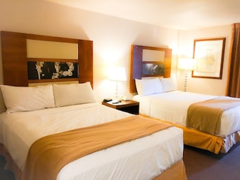 Deluxe Room, 2 Queen Beds (Non Smoking)