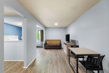 Room, 1 Queen Bed with Sofa bed, Accessible, Non Smoking