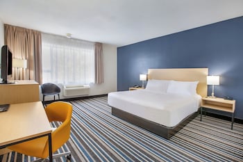 Standard Room, 1 King Bed