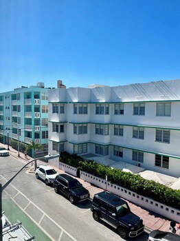 Double Room, 2 Double Beds, Partial Sea View