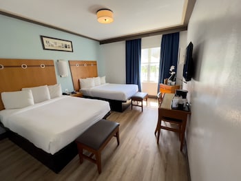 Ocean Front 2 Double Beds