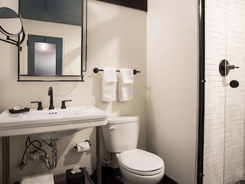 Deluxe Room, 2 Double Beds (Classic Two Double Beds)