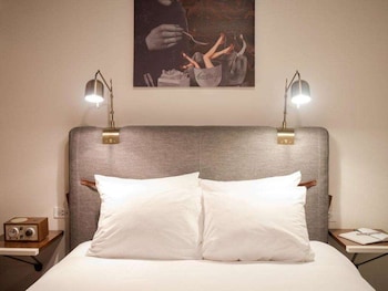 Standard Room, 1 Double Bed (Interior Single Bed)