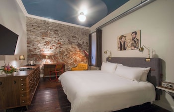 Classic Room, 1 King Bed