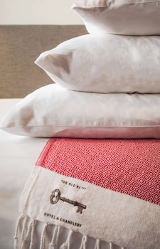 Standard Room, 1 Double Bed (Interior Single Bed)