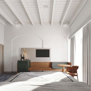 Room, 1 Queen Bed (Heritage)