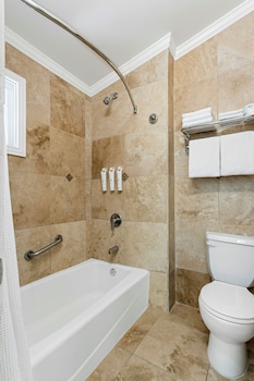 Standard Room, 2 Queen Beds, Marina View