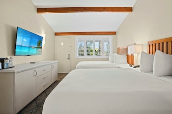 Standard Room, 2 Queen Beds, Marina View