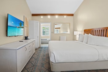 Standard Room, 1 King Bed