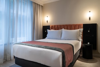 Premium Double Room (Single Use - Basic)