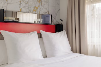 Room, 1 Double Bed (Small)