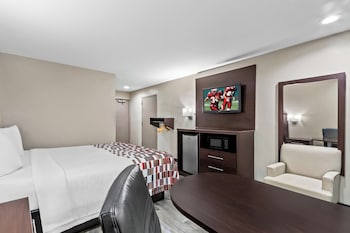 Superior Room, 1 King Bed, Accessible (Smoke Free)
