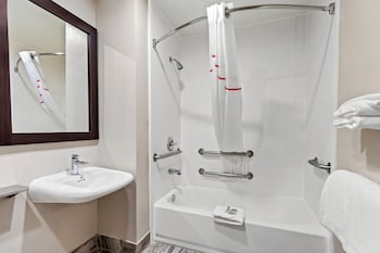 Deluxe Room, 2 Double Beds, Accessible (Smoke Free)