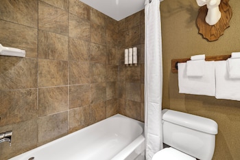 Superior Room, 1 King Bed, Balcony