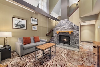 Corner Suite with Spa Bath