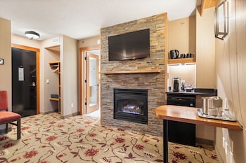 Mountain View King Suite, Balcony
