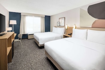 Room, 2 Queen Beds, Accessible (Hearing)