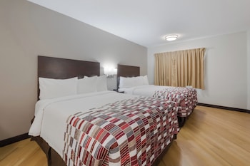 Suite, 2 Queen Beds, Non Smoking