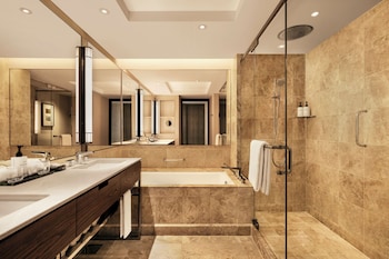 KING PREMIUM CORNER ROOM