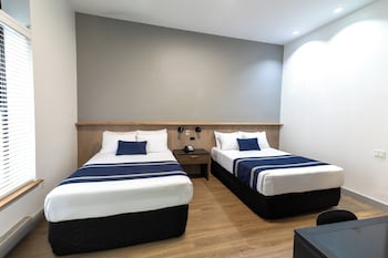 Room, 2 Double Beds, Private Bathroom
