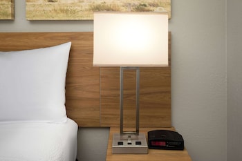 Standard Room, 1 King Bed, Accessible