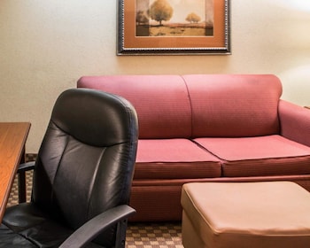 Suite, 1 King Bed, Non Smoking