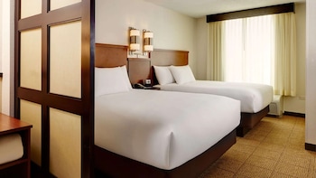 Room, Multiple Beds (High Floor)