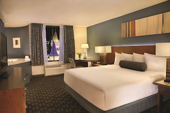 Royal Superior King Room