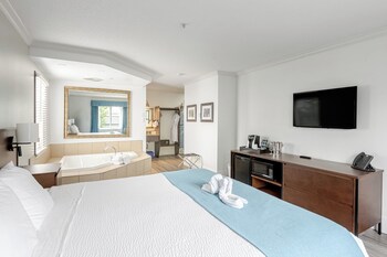 Suite, 1 King Bed, Non Smoking, Jetted Tub