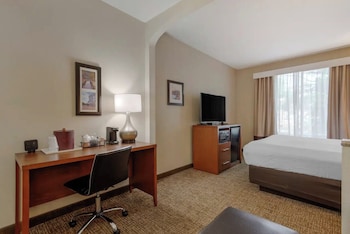 Suite, 1 King Bed, Accessible, Non Smoking