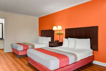 Standard Room, 2 Queen Beds, Non Smoking