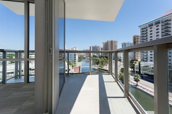 Room, 2 Queen Beds, Mobility Accessible, Balcony