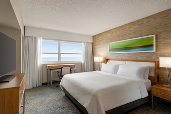Suite, 1 King Bed, Ocean View