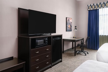 Standard Room, 2 Queen Beds, Non Smoking, Microwave