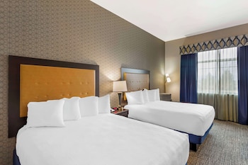 Standard Room, 2 Queen Beds, Non Smoking, Microwave