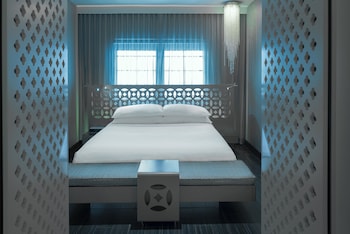 Room, 1 King Bed, Accessible (BRONZE ACCESSIBLE SHOWER)