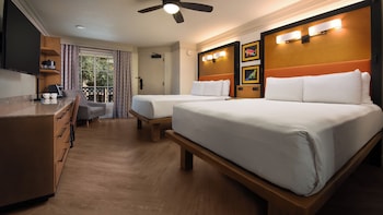 Village - 1 Bedroom Suite. Hearing accessible - visual alarms and notifications. 2 queen beds, 1 que