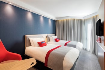 Standard Room, 2 Twin Beds (with Free Hot Breakfast)