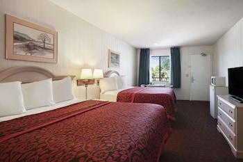 Room, 2 Queen Beds, Non Smoking