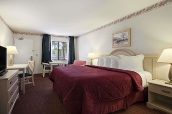 Room, 1 King Bed, Accessible, Non Smoking (Mobility)