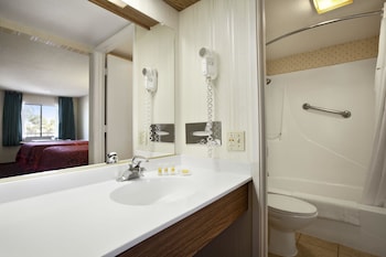 Room, 1 Queen Bed, Non Smoking