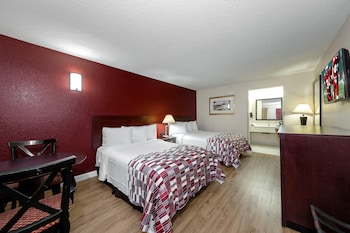 Deluxe Room, 2 Double Beds, Non Smoking