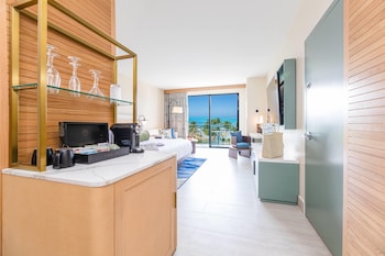 Suite (ADA Ocean)