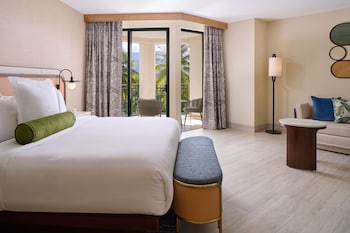 Suite, 1 King Bed with Sofa bed (Rainforest, Renovated)