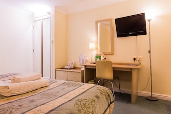 Double Room, No Windows