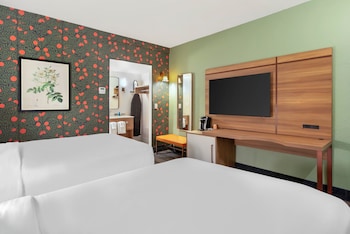 Room, 2 Double Beds, Accessible, Non Smoking