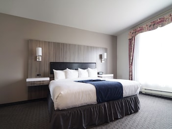 Deluxe Suite with Ocean View