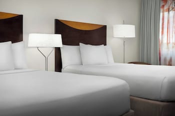 Room, 2 Queen Beds, Hearing Accessible