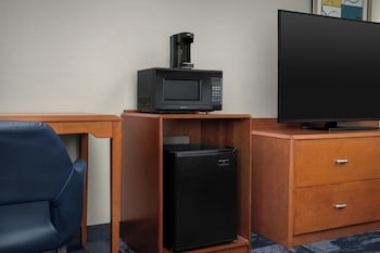 Room, 2 Queen Beds, Hearing Accessible